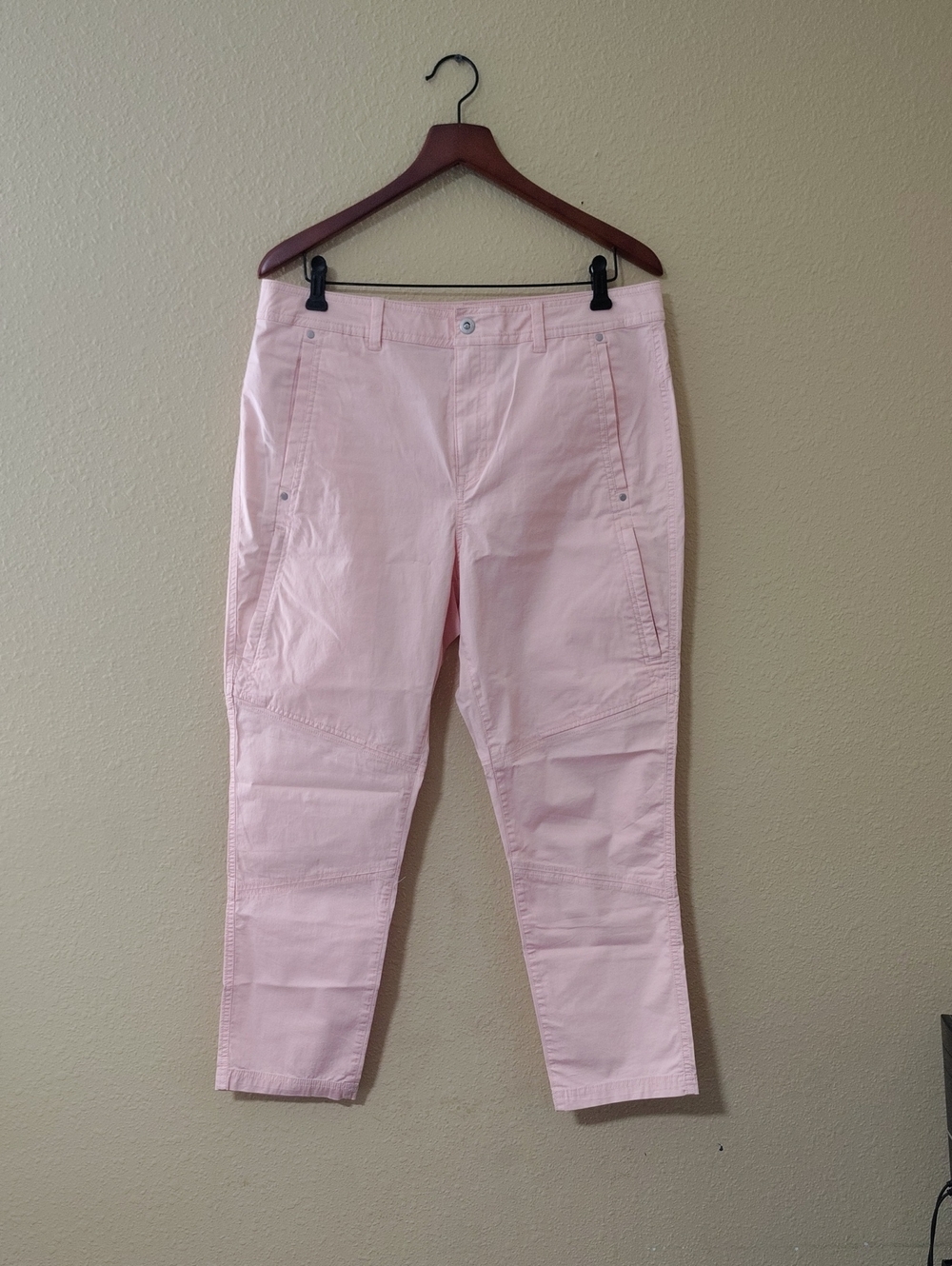 Eddie Bauer Cotton Stretch Cargo Style Hiking Pants Size 14 Outdoor Peach Pink